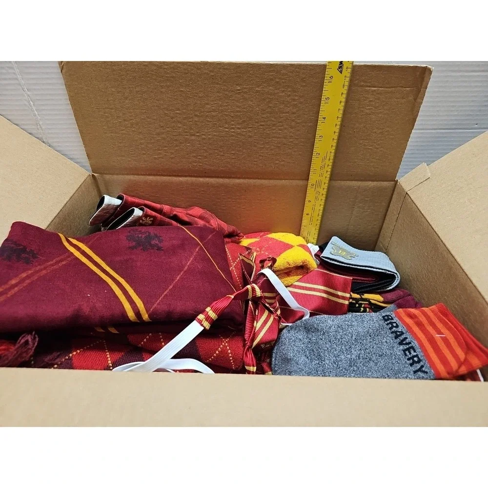 Huge‎ Lot Of Harry Potter Socks, Scarves, Hats, Ties, Headbands